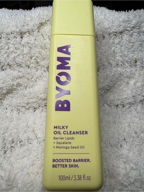 BYOMA Milky Oil Cleanser - Yellow